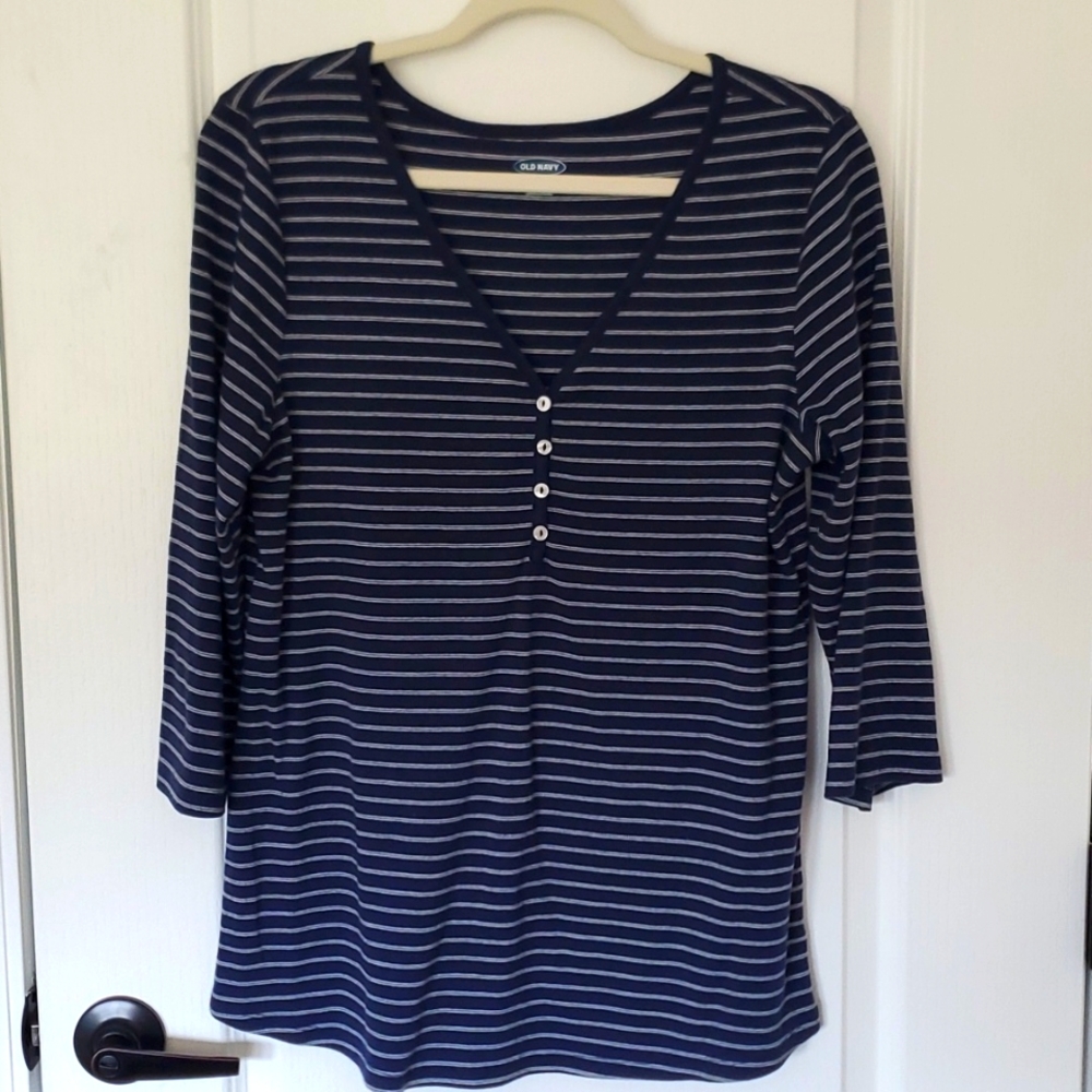 Old Navy 3/4 Length Sleeve Navy and‎ White Stripe Shirt